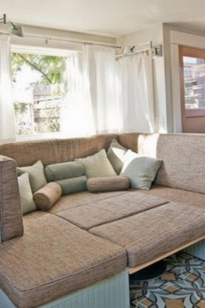  Sofa dengan tempat tidur