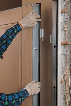  How to insulate the front door: features and recommendations