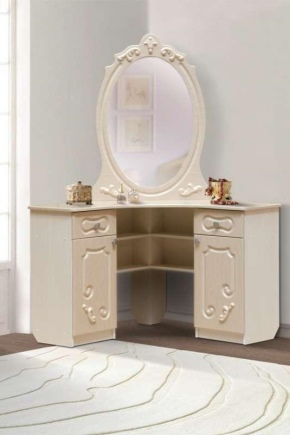  Corner dressing tables: features of choice