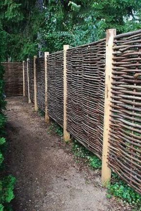  Decorative fence: types of materials and step-by-step assembly of a design