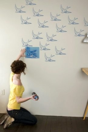  Boyama için duvarlar için şablonlar: Orijinal iç trim seçenekleri