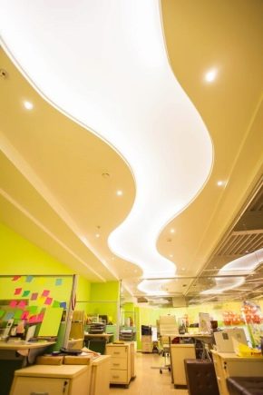  Stretch plafonds lumineux: types et installation de structures