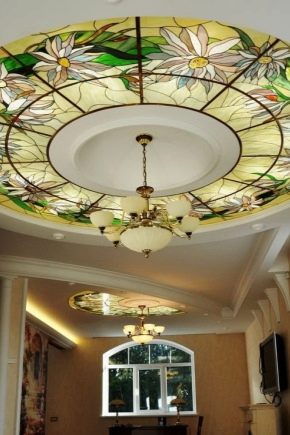  Stained glass ceilings: features and benefits