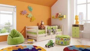  Baby bed with drawers and side