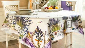  Cloth-oilcloth on the table for the kitchen
