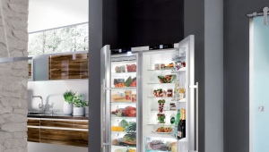  LG two-door refrigerator