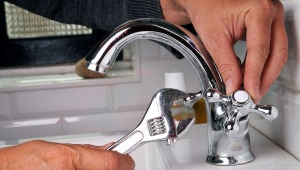 How to change the tap in the kitchen