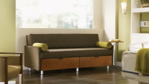  Sofas with a box for linen