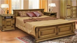  Κρεβάτια από μασίφ ξύλο