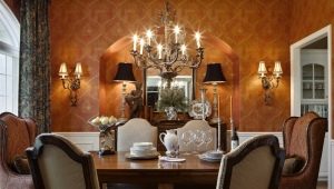  Chandeliers and sconces