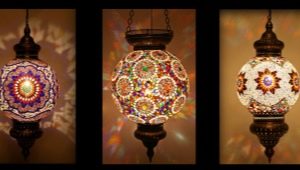  Oriental style lamps