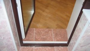  How to make a threshold at the front door?