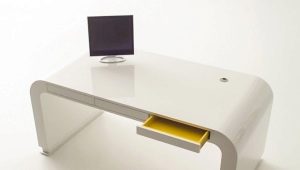  Small computer desk
