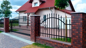  Metal fences: types and features of installation