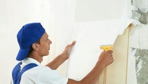  Preparing walls for wallpapering