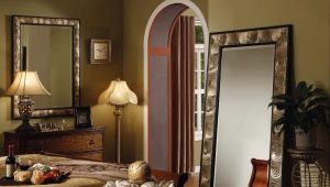  Zrcadlo v rámu: krásné možnosti v interiéru dekorace