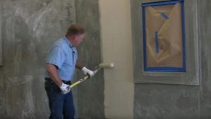  Care este nevoia de amorsare a pereților înainte de tencuială?