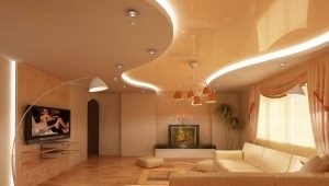  Τεντωμένες οροφές δύο επιπέδων με φωτισμό: ενδιαφέρουσες ιδέες στο εσωτερικό