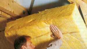  How to insulate the ceiling from the attic in a private house?