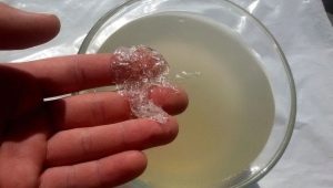 Features of sodium liquid glass