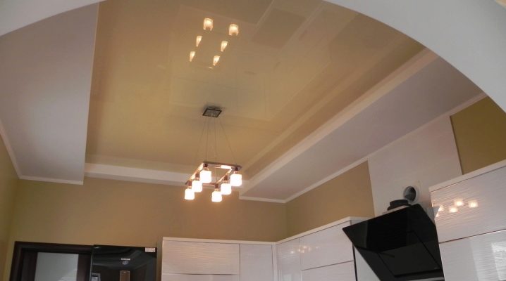  Ceiling design in the kitchen