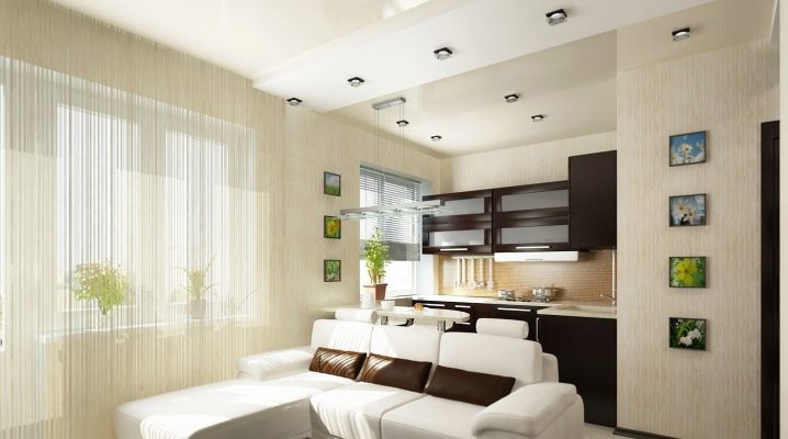  Dvouúrovňové stropy pro kuchyň a obývací pokoj
