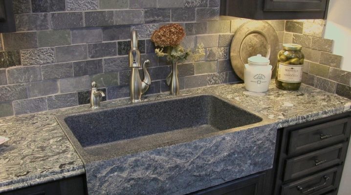  Stone sinks for the kitchen