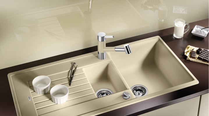  Features sink for the kitchen of granite, porcelain and ceramics