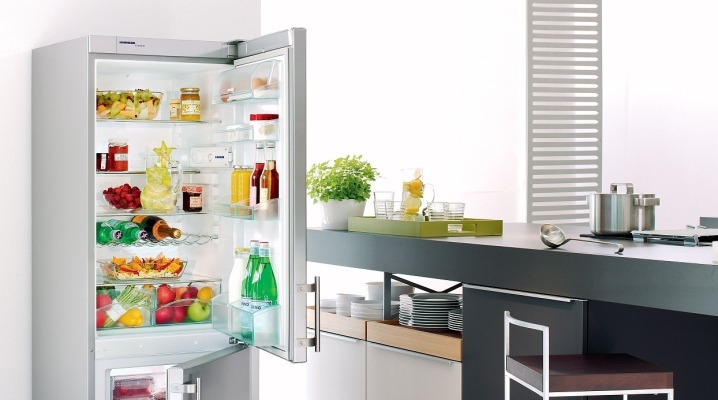  Réfrigérateurs à congélateur inférieur à deux compartiments