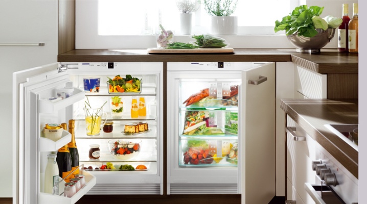  Built-in fridge without freezer