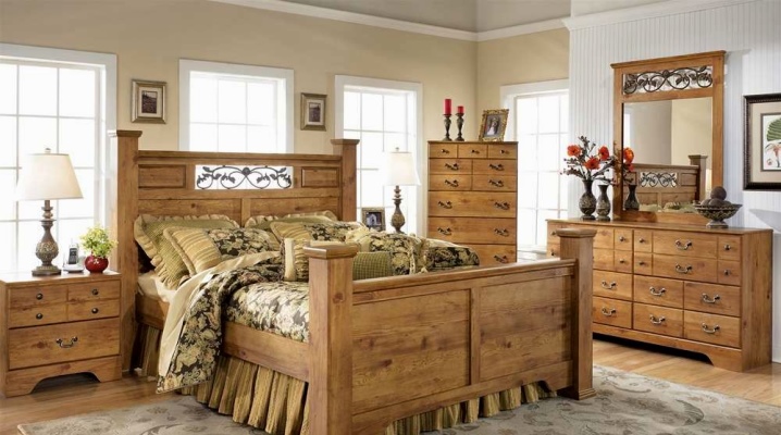  Country Style Bedroom