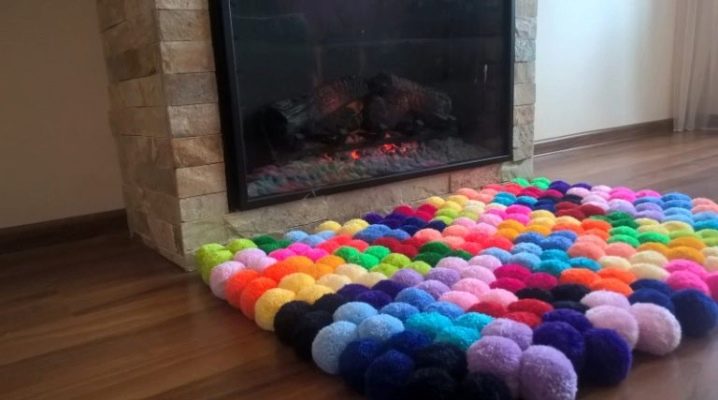  Carpets from pompons