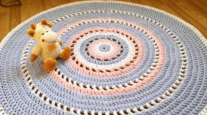  Tapis de laine à tricoter