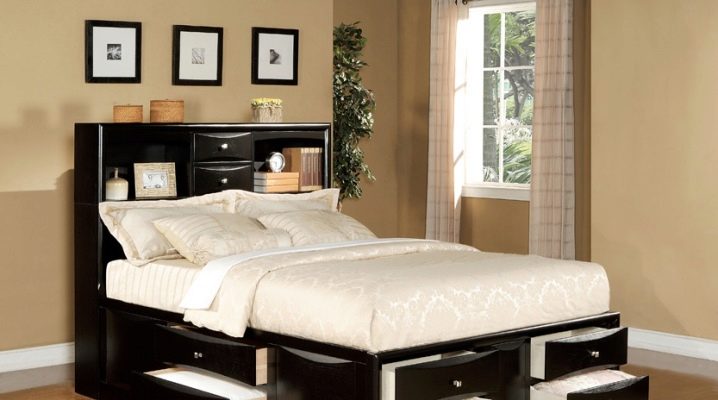  Bed dresser for a bedroom