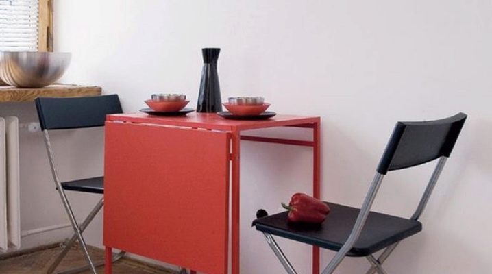  How to make a folding table with your own hands?