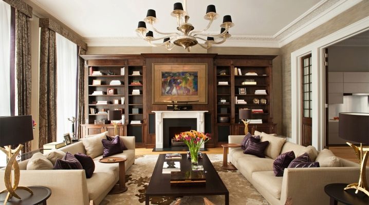  El interior de la sala de estar en un estilo clásico: los principios de combinar colores y elementos