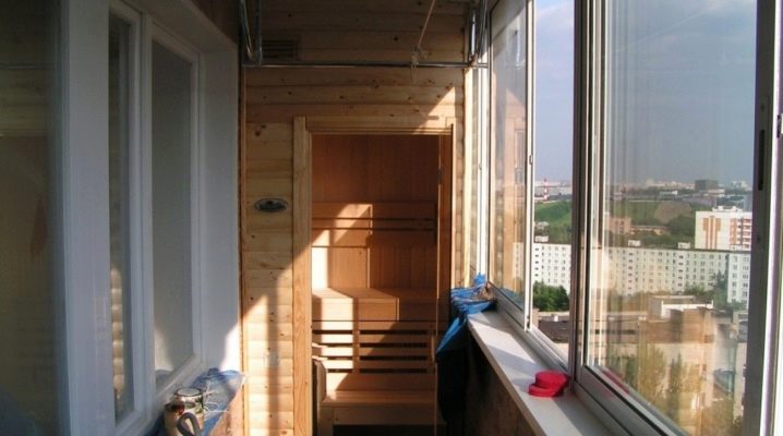 Peranti sauna di balkoni: petua pemasangan dan reka bentuk