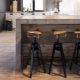  Loft-style bar stools: a modern approach to interior design