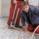  Jemnost montáže trubek pro podlahové vytápění