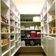  Choosing shelves in the pantry